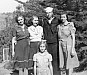 1943AnnaAndreassonFamily.jpg